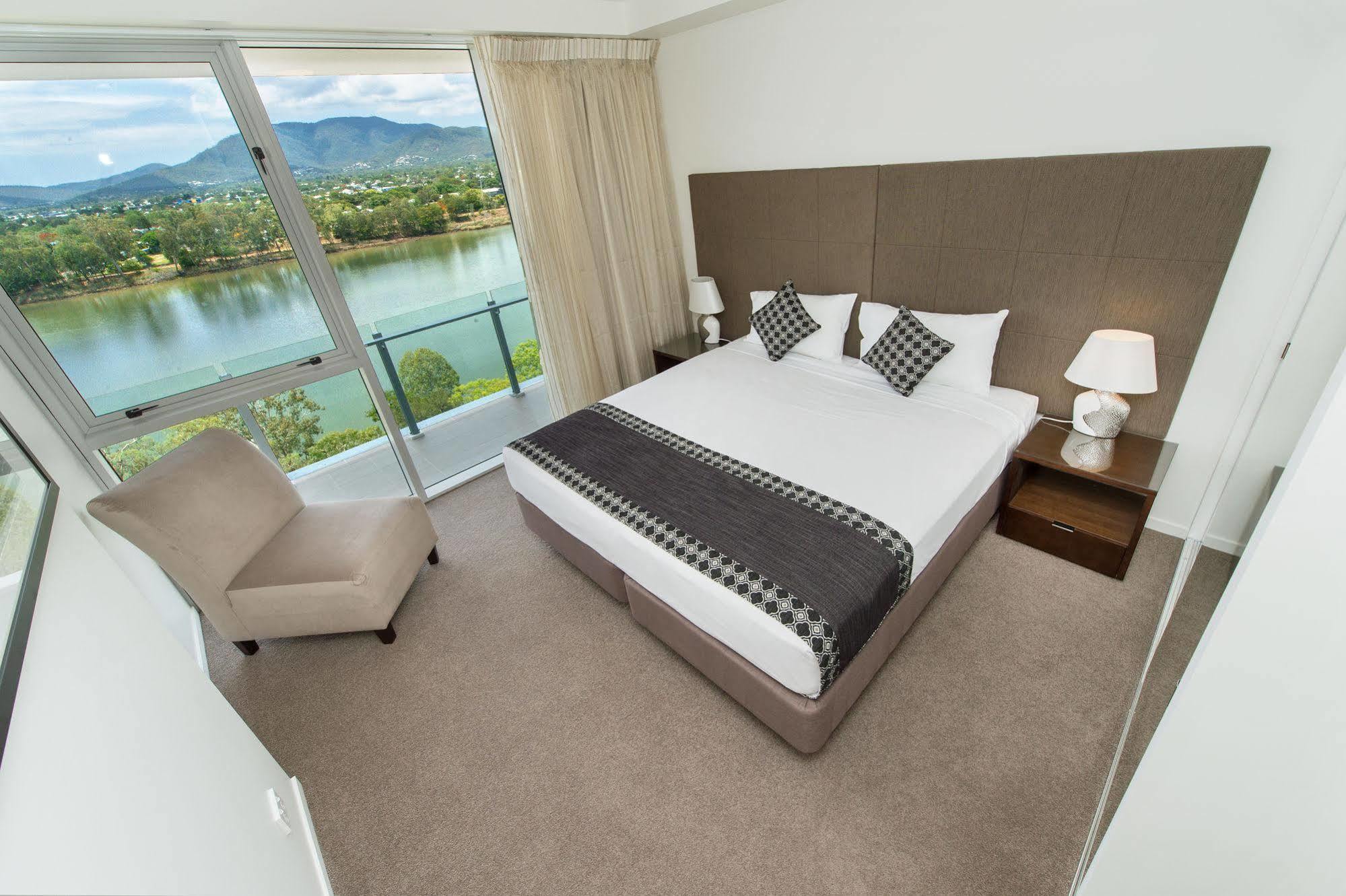 Empire Apartment Hotel Rockhampton Luaran gambar