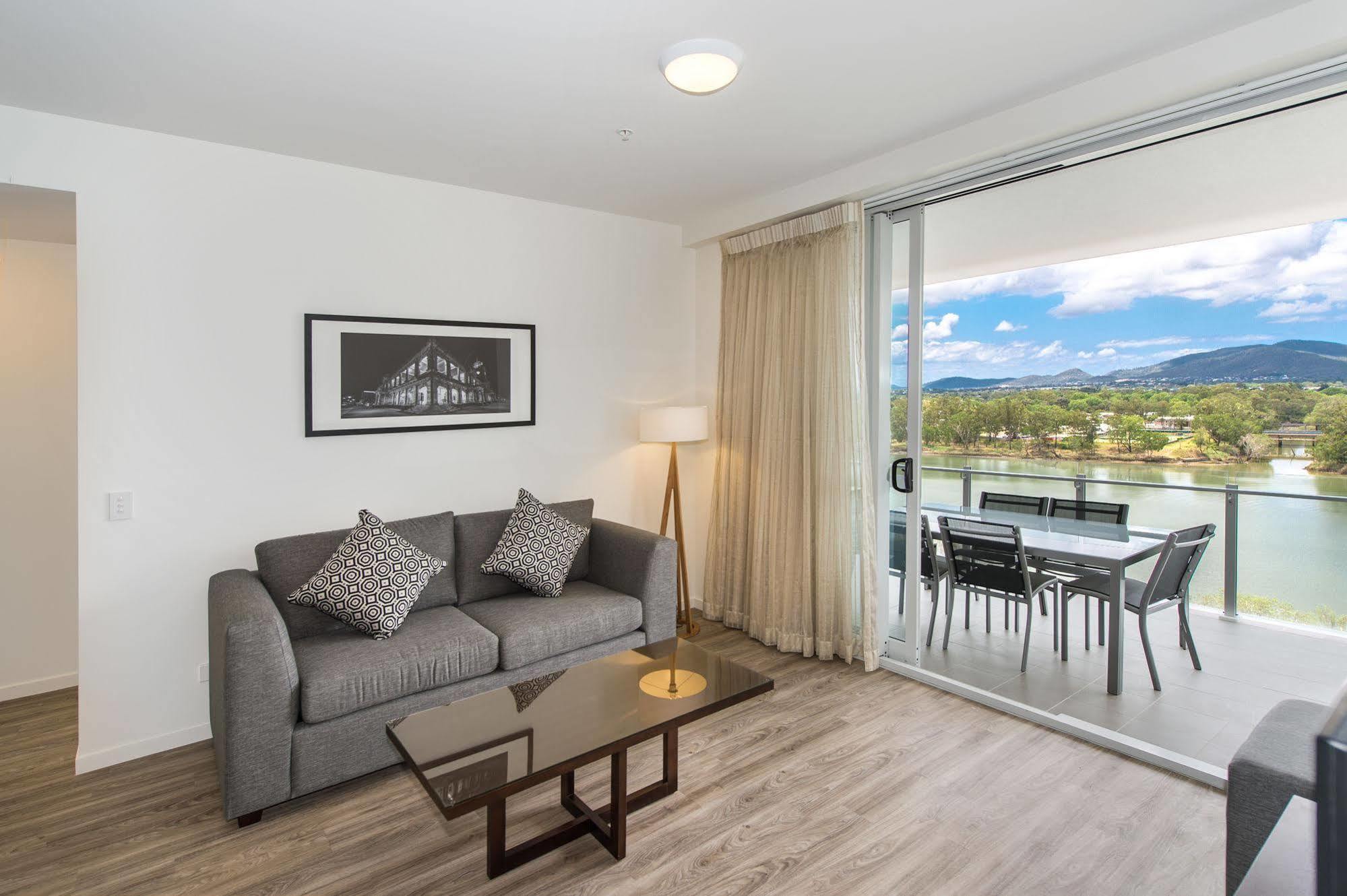 Empire Apartment Hotel Rockhampton Luaran gambar